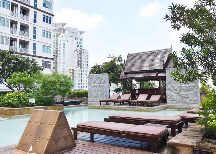 Hotel Century Park