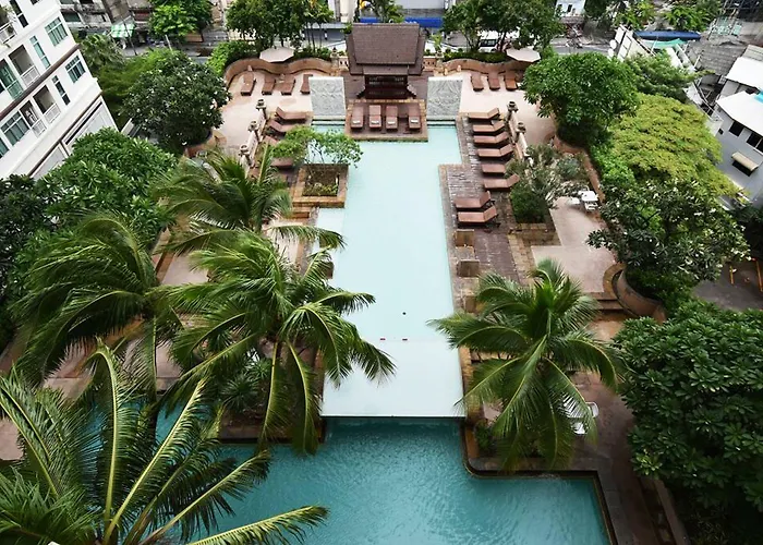 Hotel Century Park 4*