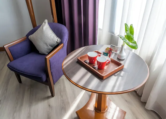 Century Park 4* Bangkok